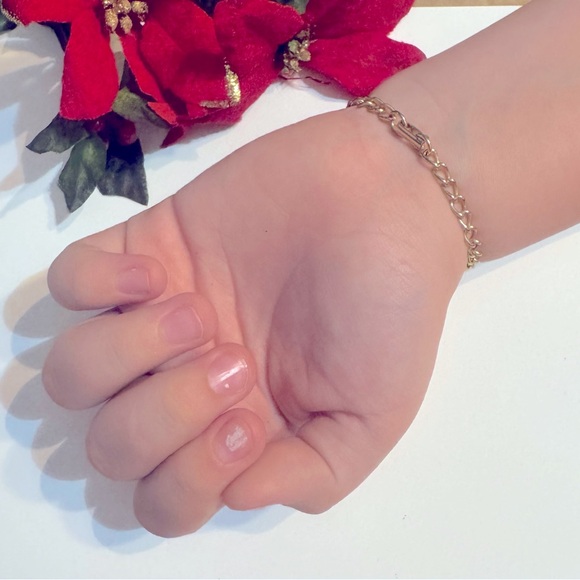 Sarah Coventry Primrose Childs Bracelet - Picture 2 of 3